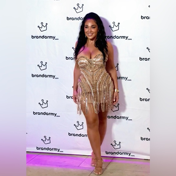 Gold chain jeweled dress - Picture 9 of 10